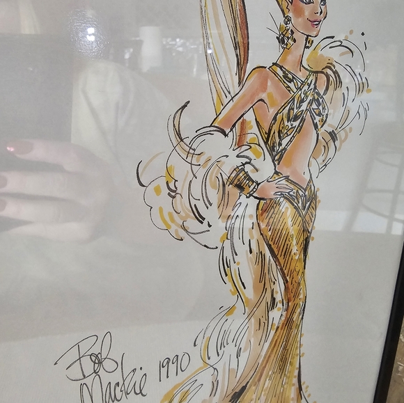 Barbie Bob MackieGold Limited Edition w/ Acrylic Display case - Picture 6 of 9